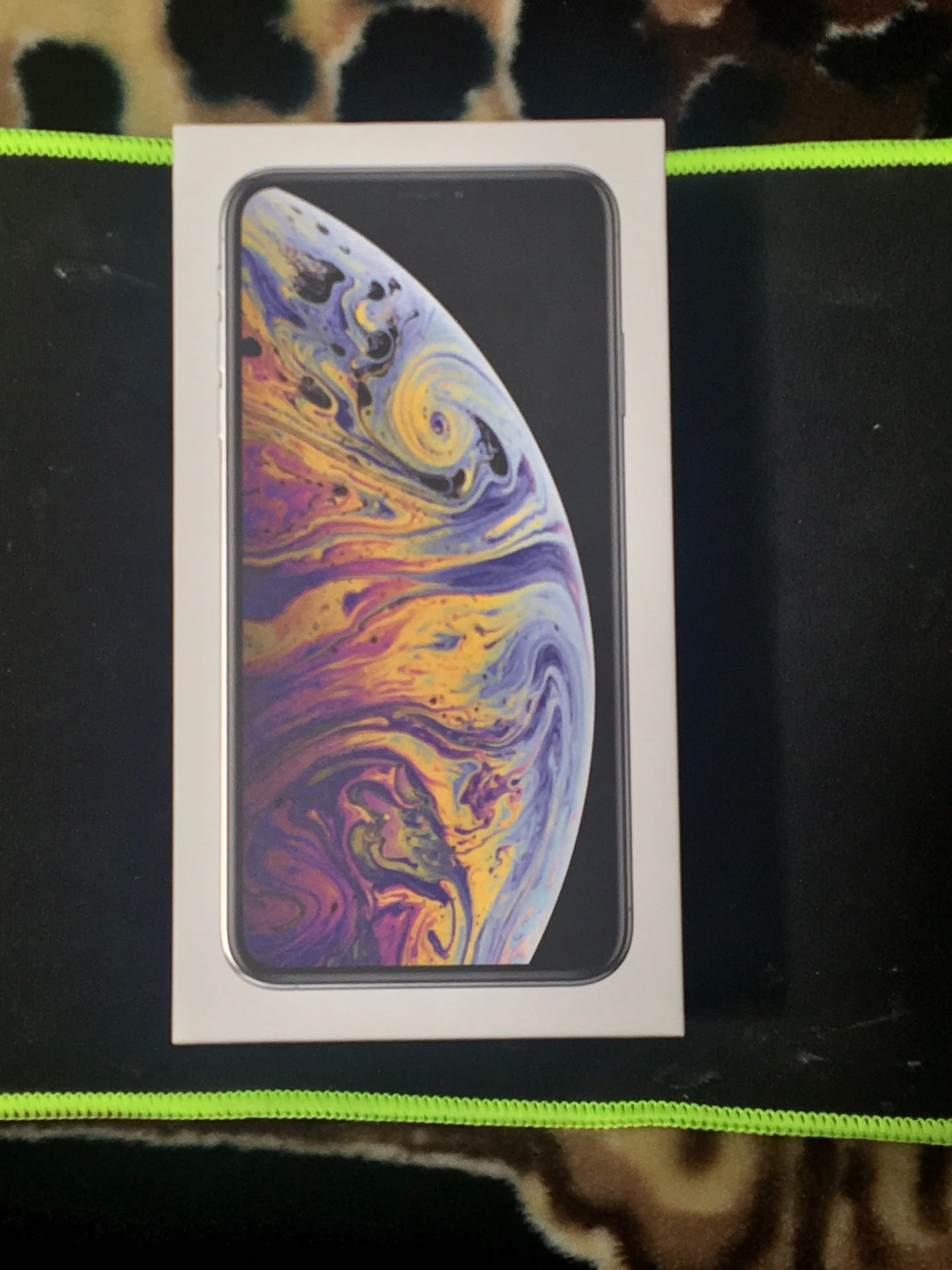 Apple iPhone XS Max • 64GB • Silver
لا تنسَ أنك شاهدت هذا الإعلان في عنكبوت
Apple i...