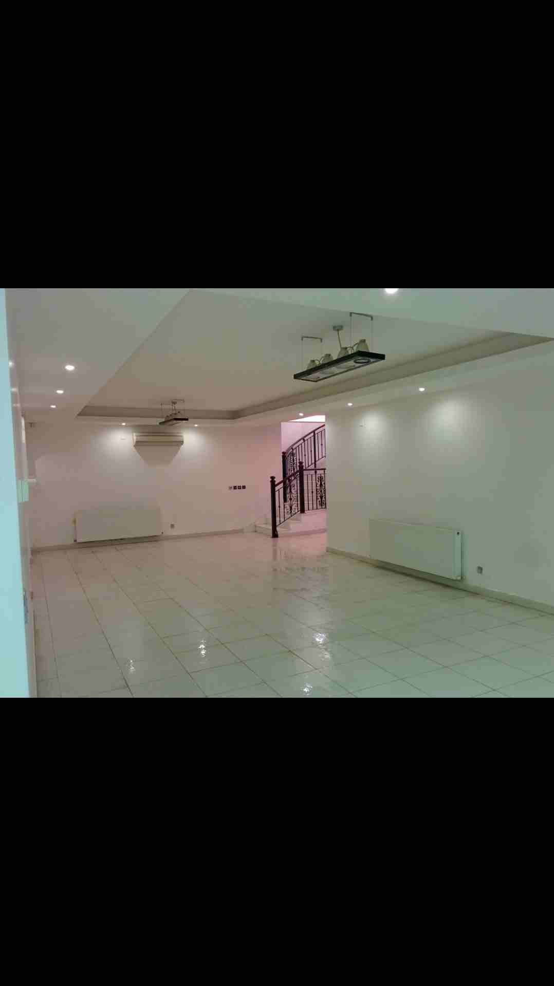 فيلا فخمة للإيجار في عبدون
لا تنسَ أنك شاهدت هذا الإعلان في عنكبوت
5 Bedroom prime location vill...