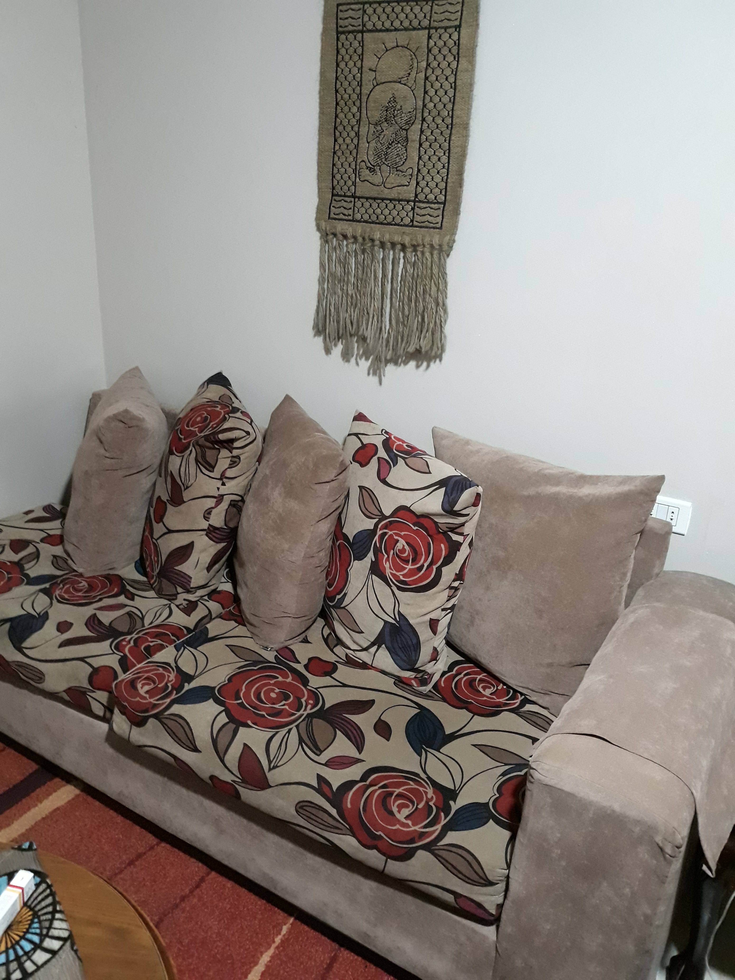كورنر وسجادة وبرداية
لا تنسَ أنك شاهدت هذا الإعلان في عنكبوت
كورنر وسجادة وبرداية ب 280 دينار...