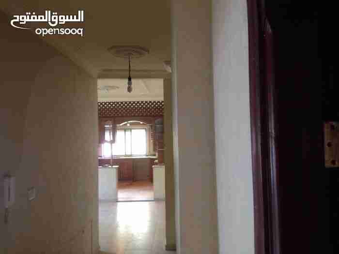 شقة للبيع
لا تنسَ أنك شاهدت هذا الإعلان في عنكبوت
شقة للبيع طبربور قرب مستشفى الملكة علياء
من...