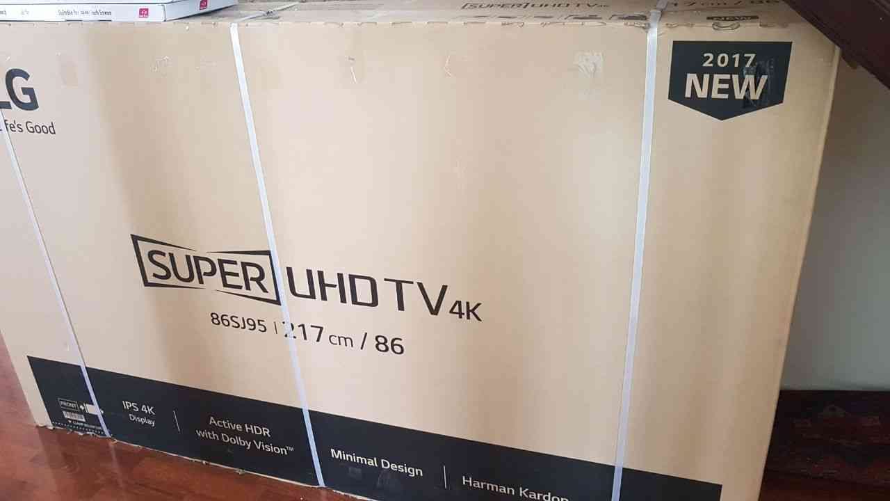 NEW 86 Inch LG SUPER UHD 4K HDR Smart LED TV Latest Modelجديد 86 بوصة إل جي ذكيّ led تلفزيون
لا تنسَ أنك شاهدت هذا الإعلان في عنكبوت...