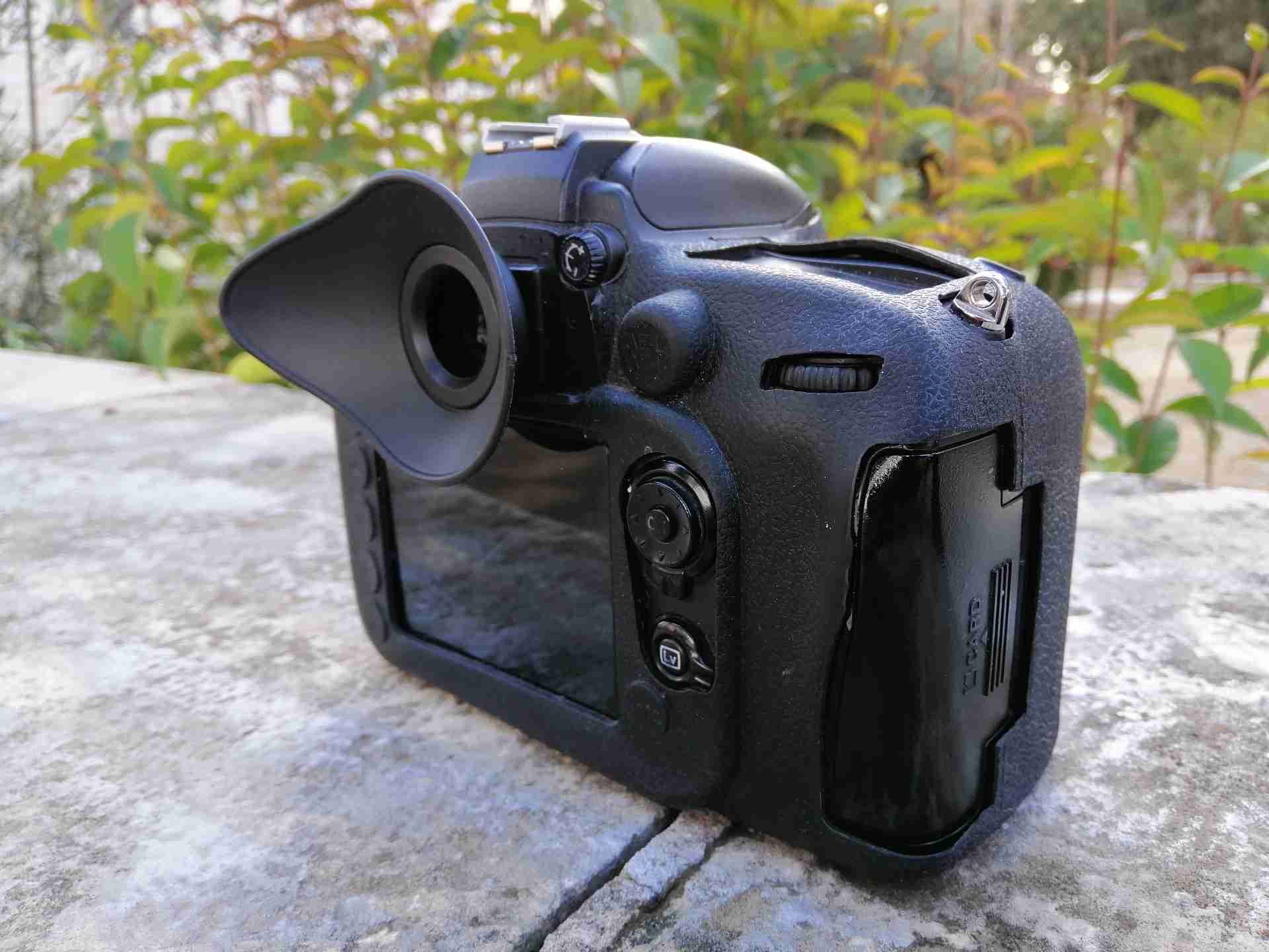 Nikon D610
لا تنسَ أنك شاهدت هذا الإعلان في عنكبوت
Body Nikon D610 33k shutter count with bat...