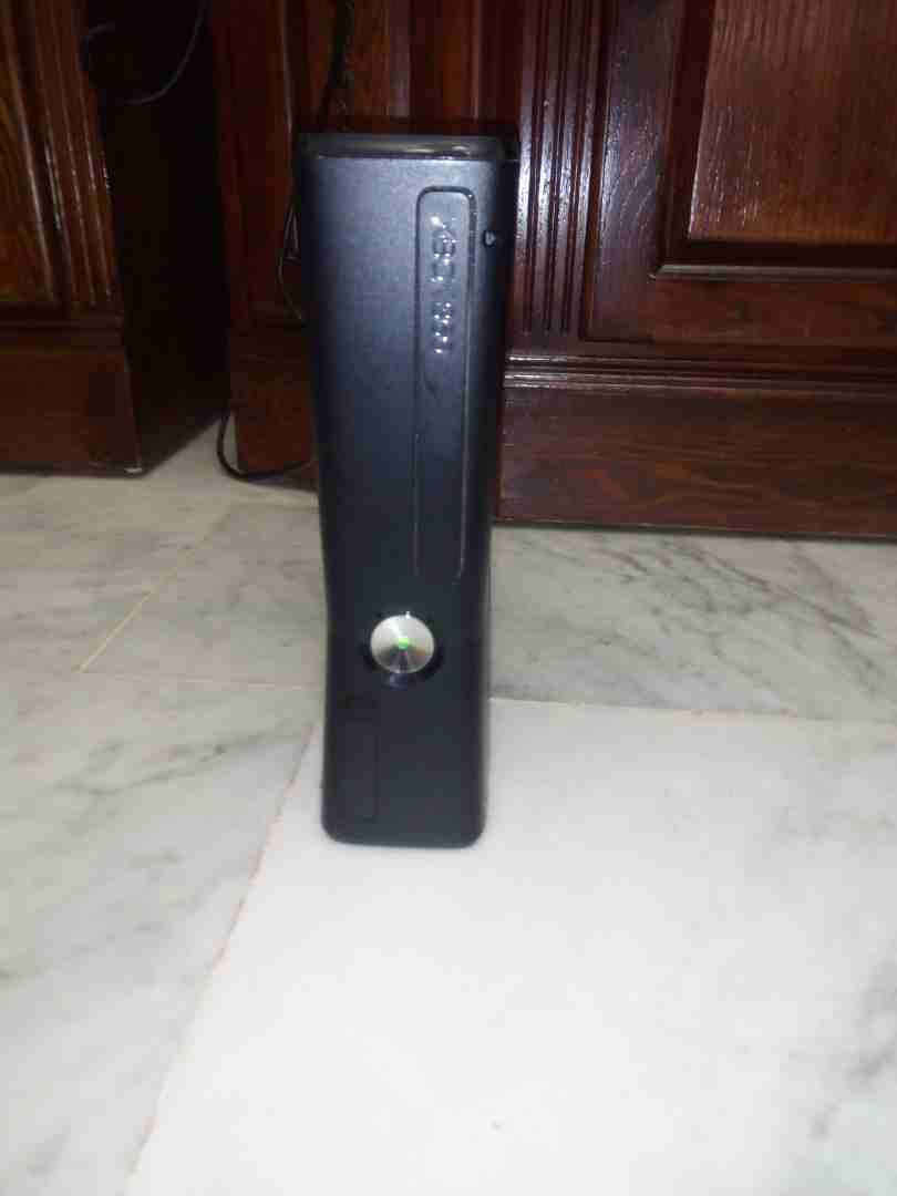 x-box-360-with-kinect
لا تنسَ أنك شاهدت هذا الإعلان في عنكبوت
XBOX اصلية مع كاميرا والعاب اصلية w...