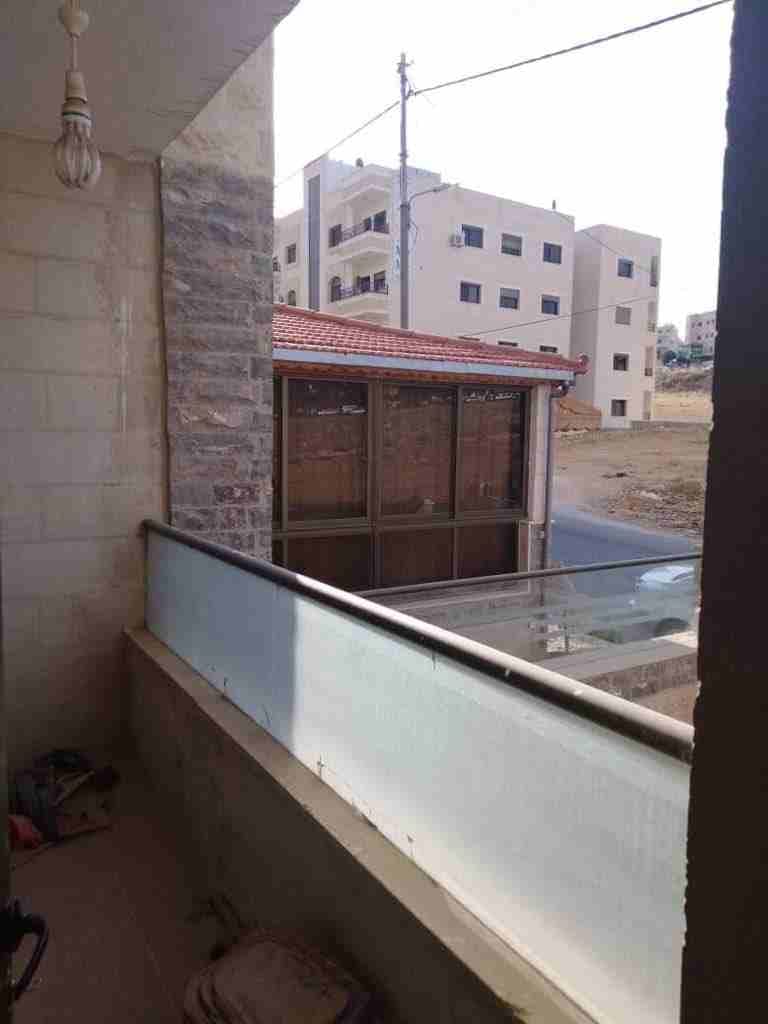 شقة أرضية في مرج الحمام قريبة من دوار الدله للبيع المستعجل جدااااا بسعرررر لقطة
لا تنسَ أنك شاهدت هذا الإعلان في عنكبوت...