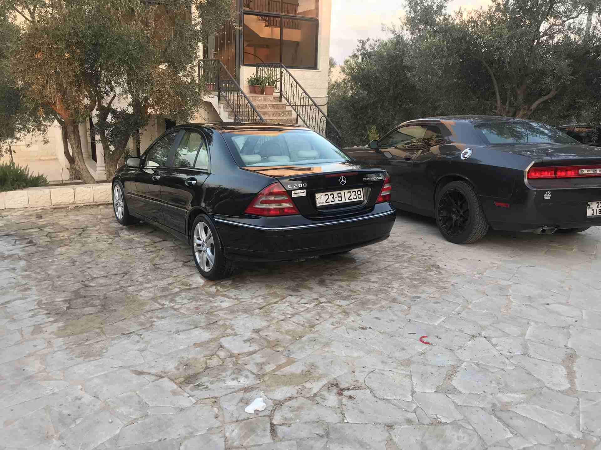 مرسيدس c200 لون اسود 2005 فحص كامل ولا ملاحظه مميزه جدا
لا تنسَ أنك شاهدت هذا الإعلان في عنكبوت
م...