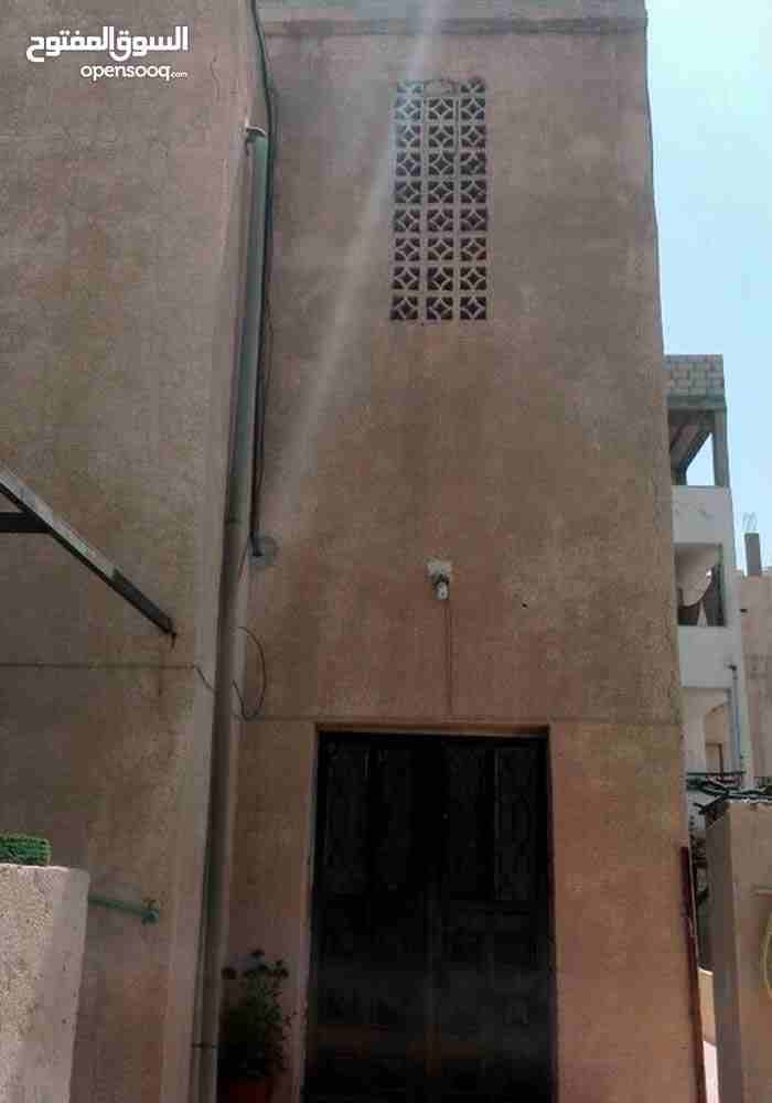 منزل مستقل للبيع في منطقه المقابلين حي الحسينيه منطقه هادئه
لا تنسَ أنك شاهدت هذا الإعلان في عنكبوت...