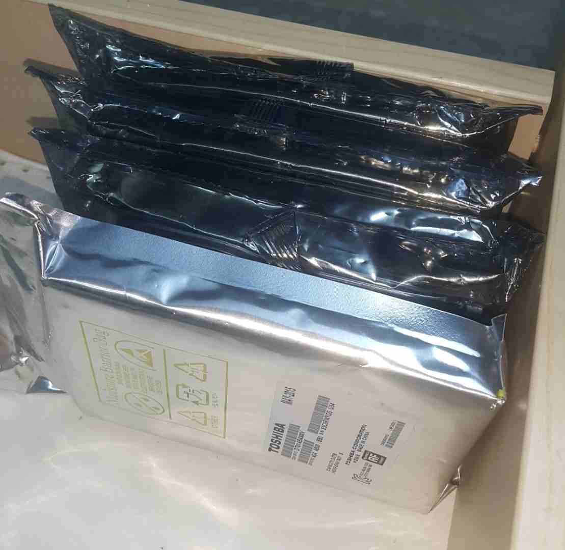 هاردسكات جديدة 4 و 6تيرا
لا تنسَ أنك شاهدت هذا الإعلان في عنكبوت
New
HGST 4TB : 75JD
HGST 6TB :...