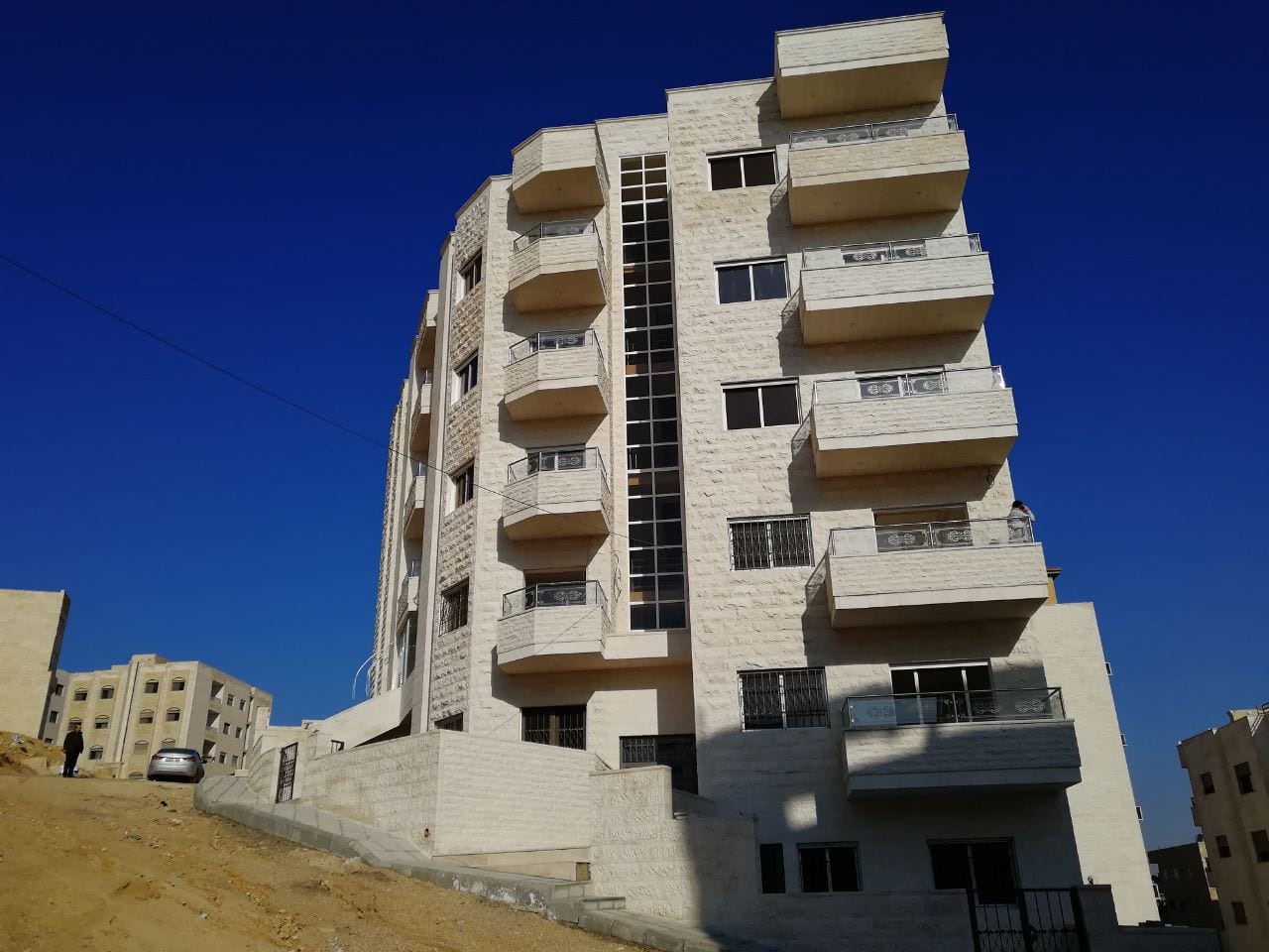 شقة فاخرة اقساط في الجبيهة((طلوع الجاذبية))) ومن المالك مباشرة
لا تنسَ أنك شاهدت هذا الإعلان في عنكبوت...