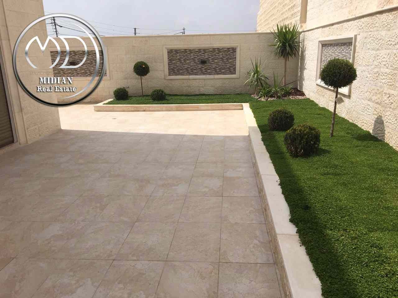 فيلا دوبلكس فارغه للبيع او للايجار في الظهير مساحه البناء 600م مع ترس وحديقه تشطيبات فاخرة
لا تنسَ أنك شاهدت هذا الإعلان في عنكبوت...