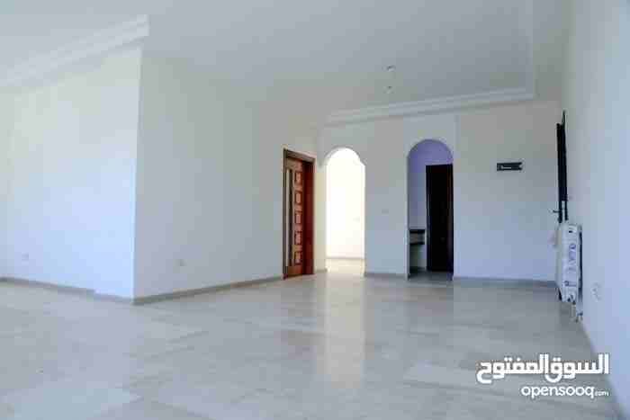 شقه 200م مع روف في الرابية
لا تنسَ أنك شاهدت هذا الإعلان في عنكبوت
الرابيه شقه تالت مع روف
مسا...