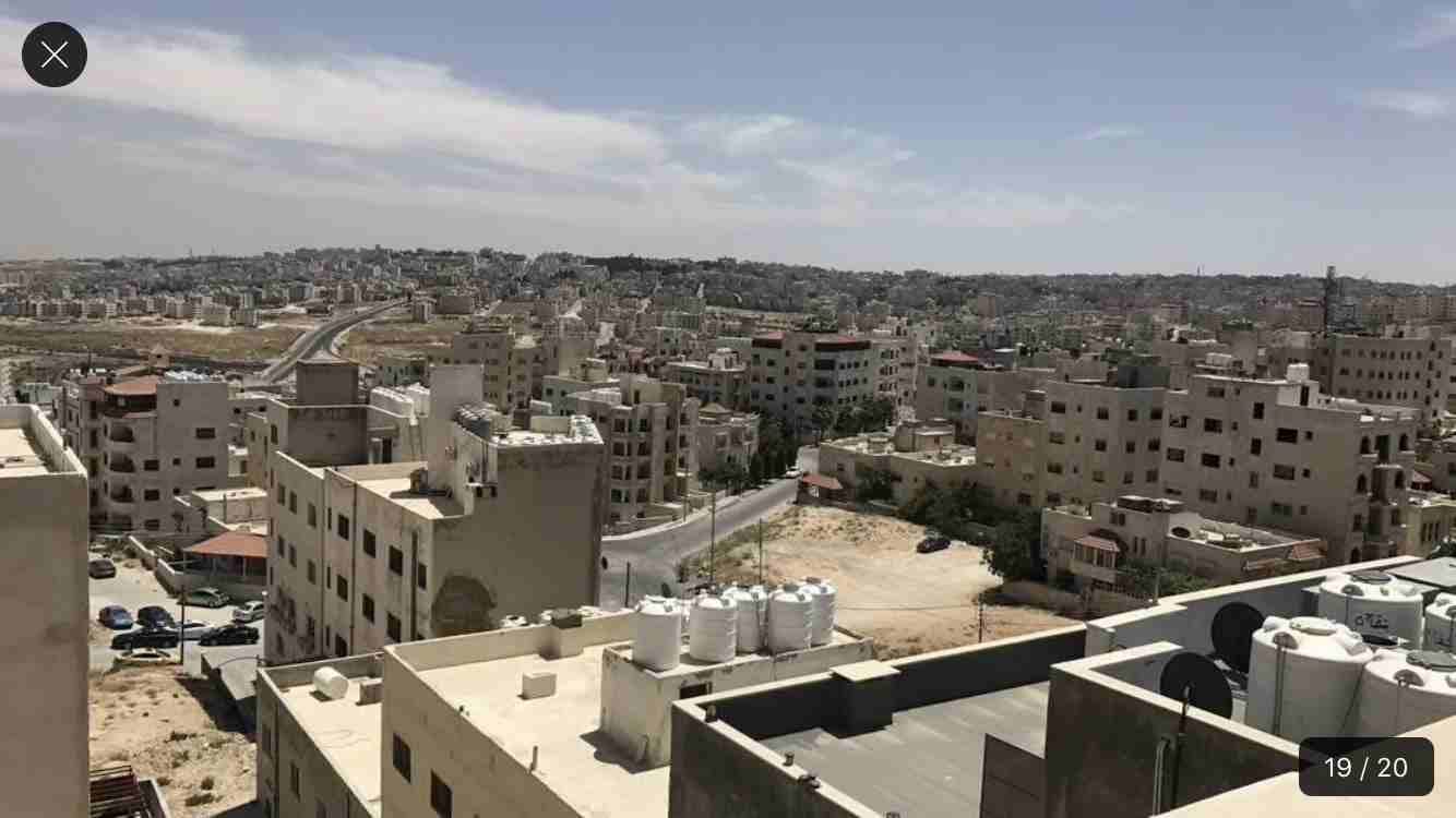مجمع تجاري باحكام خاصة في موقع مميز للبيع في ابو نصير خلف دائرة السير
لا تنسَ أنك شاهدت هذا الإعلان في عنكبوت...