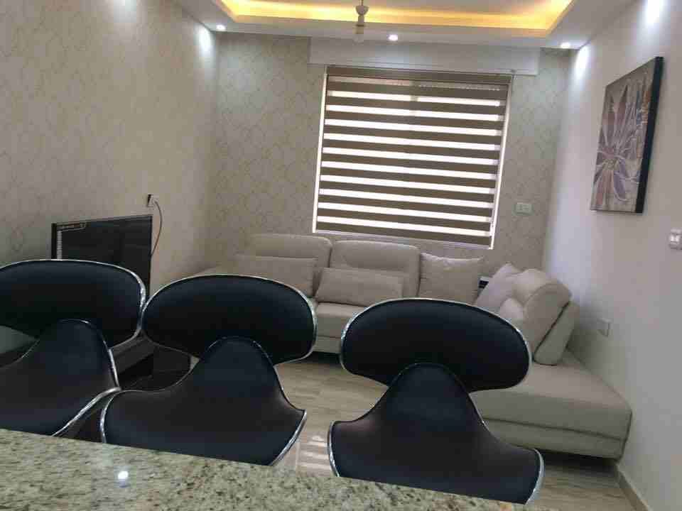 شقة صغيرة مفروشة للايجار في دير غبار small furnished flat in Dier Ghbar for Rent
لا تنسَ أنك شاهدت هذا الإعلان في عنكبوت...