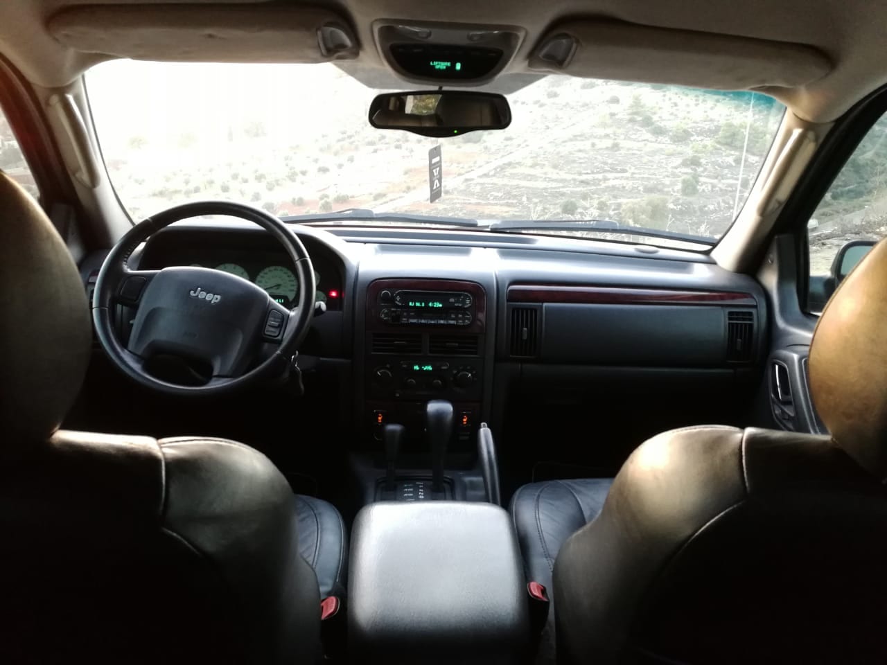 JEEP GRAND CHEROKEE 2004
لا تنسَ أنك شاهدت هذا الإعلان في عنكبوت
Jeep grand cherokee 2004
ove...