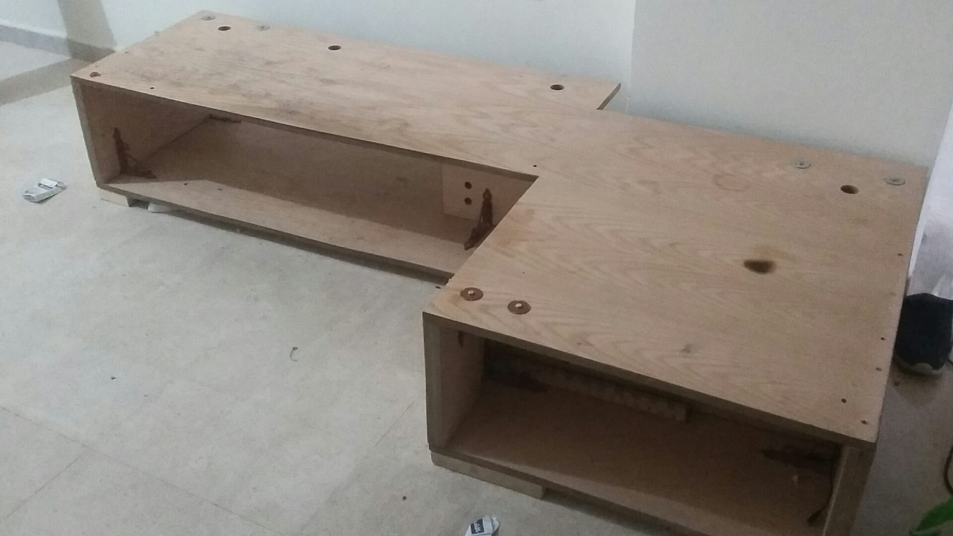 طالولة تلفزيون
لا تنسَ أنك شاهدت هذا الإعلان في عنكبوت
طالولة تلفزيون شغل يدوي اشي مرتب...