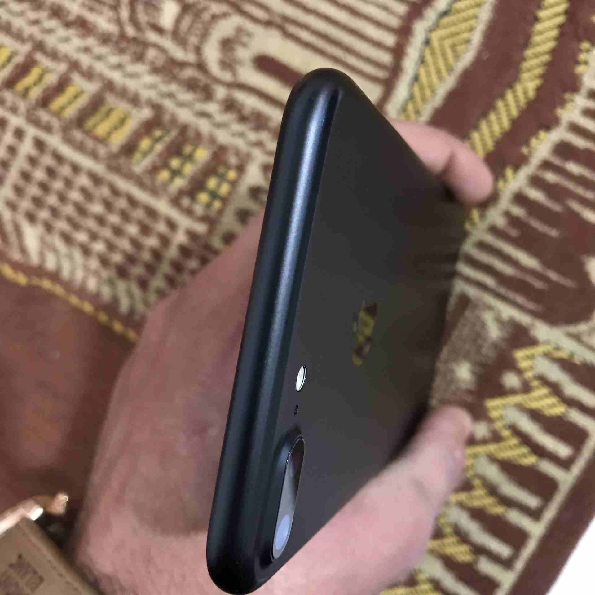 ايفون 7 بلس / لون اسود مطفي / 32 جيجا بايت/ تيربو سيم كارد
لا تنسَ أنك شاهدت هذا الإعلان في عنكبوت...