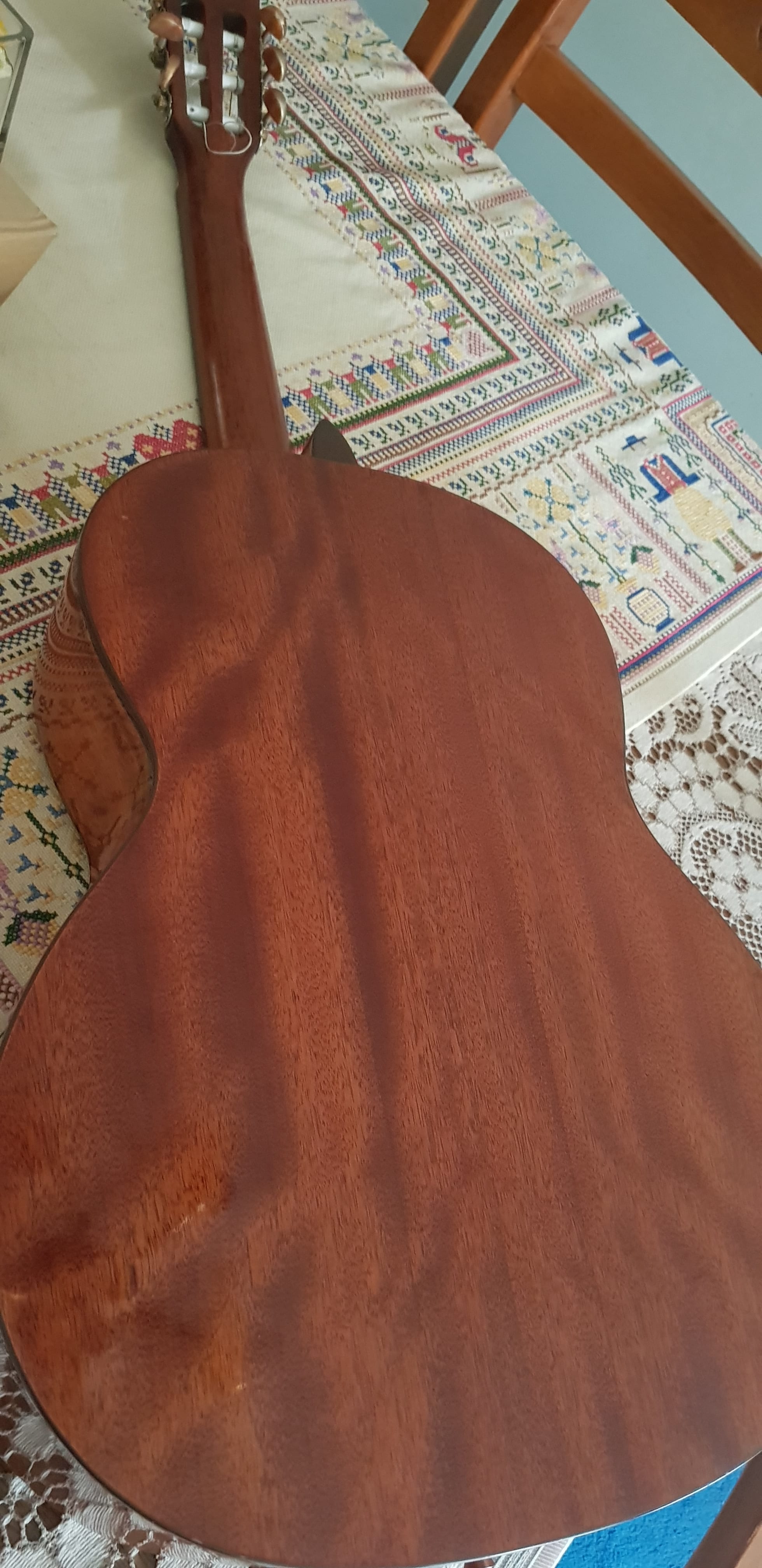 جيتار فندر fender guitar cdn 90 اصلي
لا تنسَ أنك شاهدت هذا الإعلان في عنكبوت
قيتار فندر
fend...