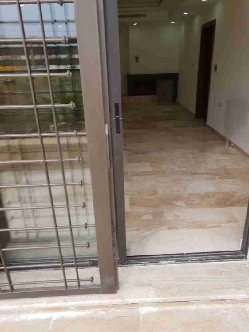 شقه جديده مميزه للبيع في خلدا خلف مطاعم عاليه المركزي ***وقرب Amman Academy School
لا تنسَ أنك شاهدت هذا الإعلان في عنكبوت...