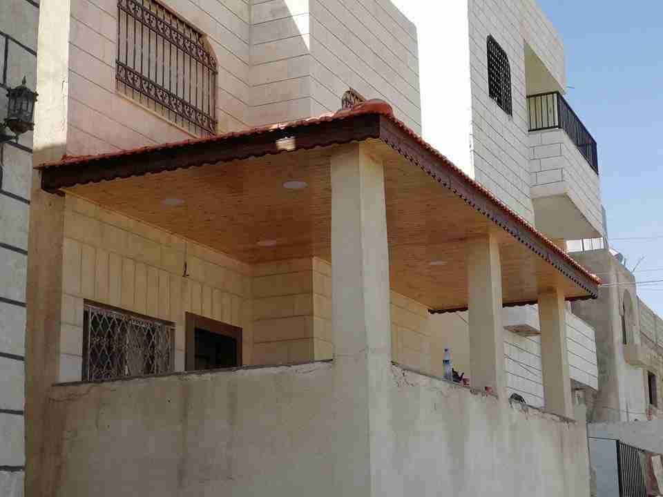 معلم تركيب قرميد وديكور وكافه اعمال الصيانه و العزل القرميد
لا تنسَ أنك شاهدت هذا الإعلان في عنكبوت...