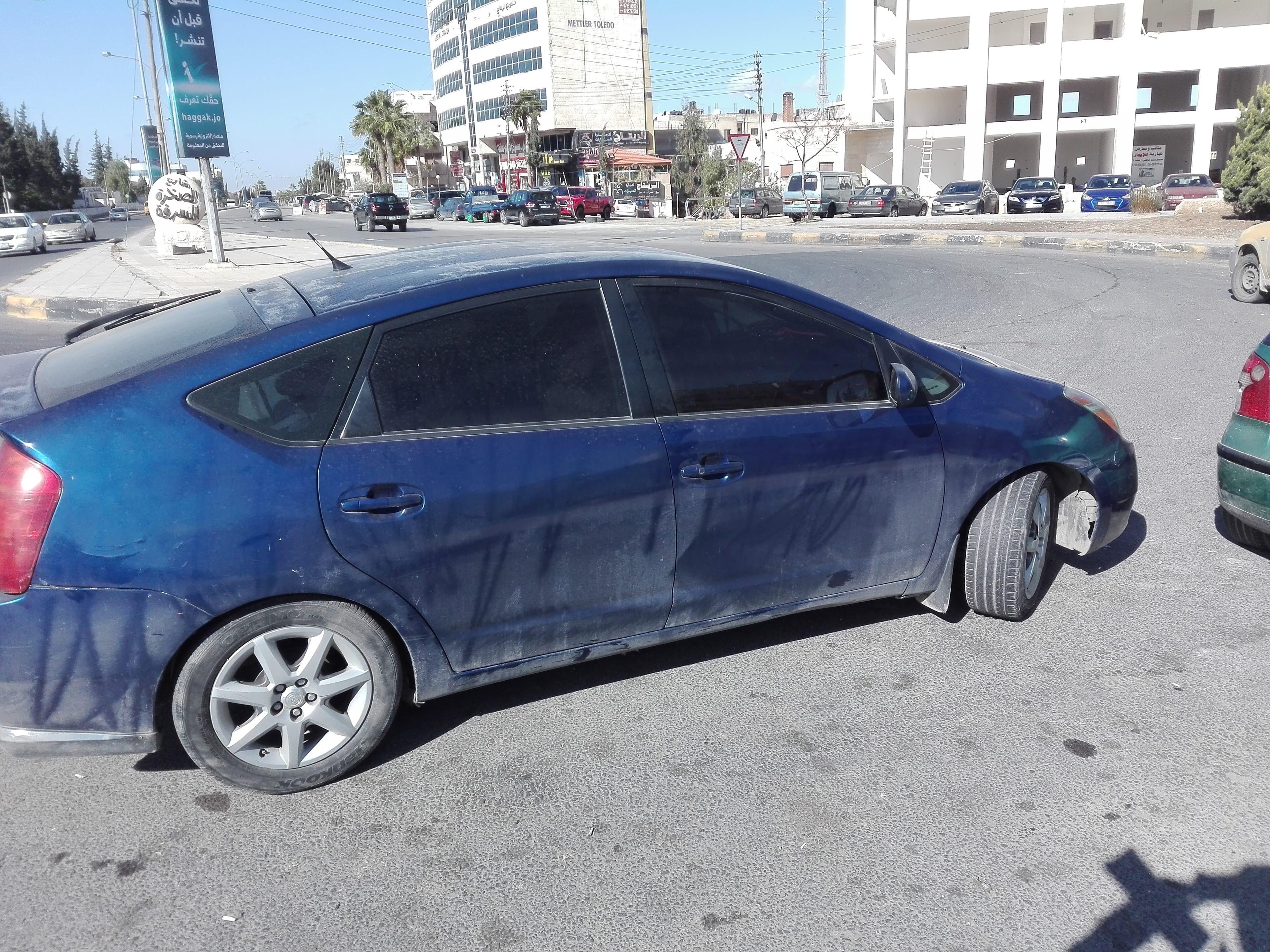 تويوتا برويوس كحلي 2009
لا تنسَ أنك شاهدت هذا الإعلان في عنكبوت
تويوتا برويوس لون كحلي ورقة ا...