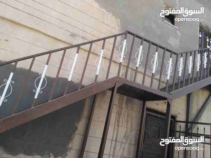 درج خارجي حديد
لا تنسَ أنك شاهدت هذا الإعلان في عنكبوت
درج حديد نخب خارجي بطول ،10م مريح جدا جدا...