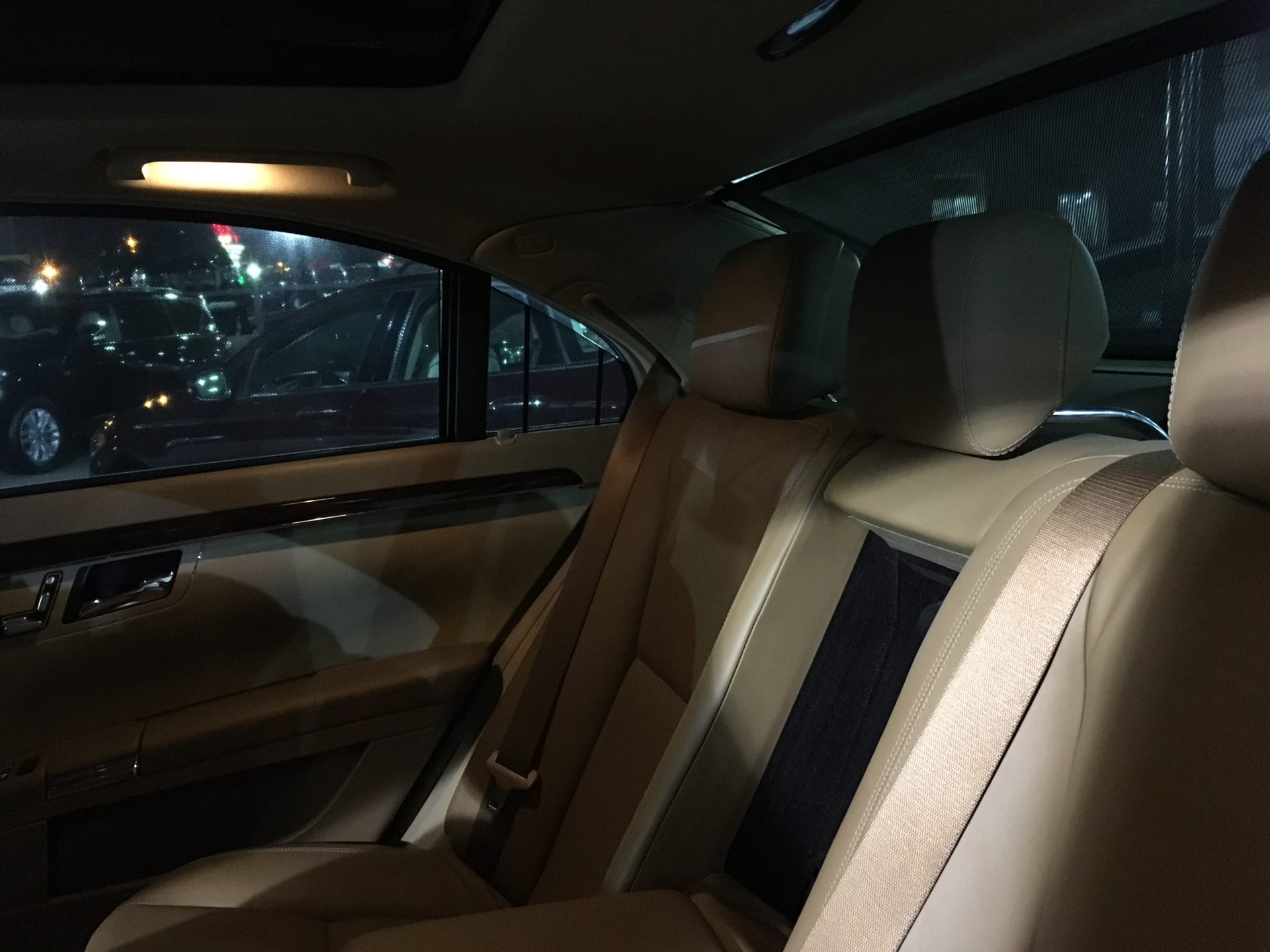 مرسيدس طوافه ملوكيه -S500- ملوكيه ومميزه للبيع.
لا تنسَ أنك شاهدت هذا الإعلان في عنكبوت
مرسيد...