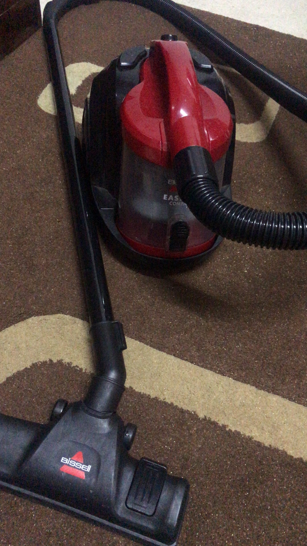 مكنسة كهربائية شبه مستعمل
لا تنسَ أنك شاهدت هذا الإعلان في عنكبوت
مكنسة كهربائية استعمال خفيف...