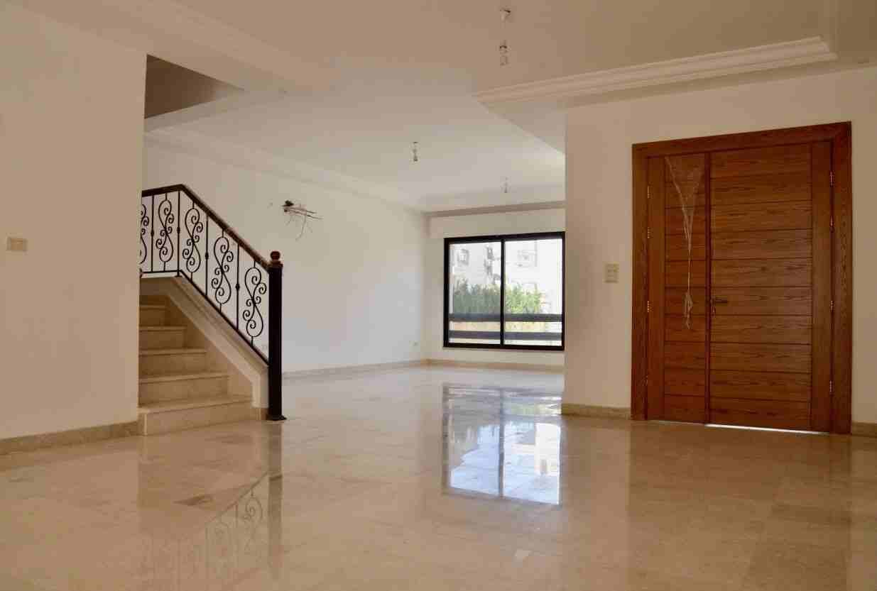 عبدون فيلا فخمه جديده 450م تشطيبات 5نجوم بسعر شقه
لا تنسَ أنك شاهدت هذا الإعلان في عنكبوت
فيلا مت...