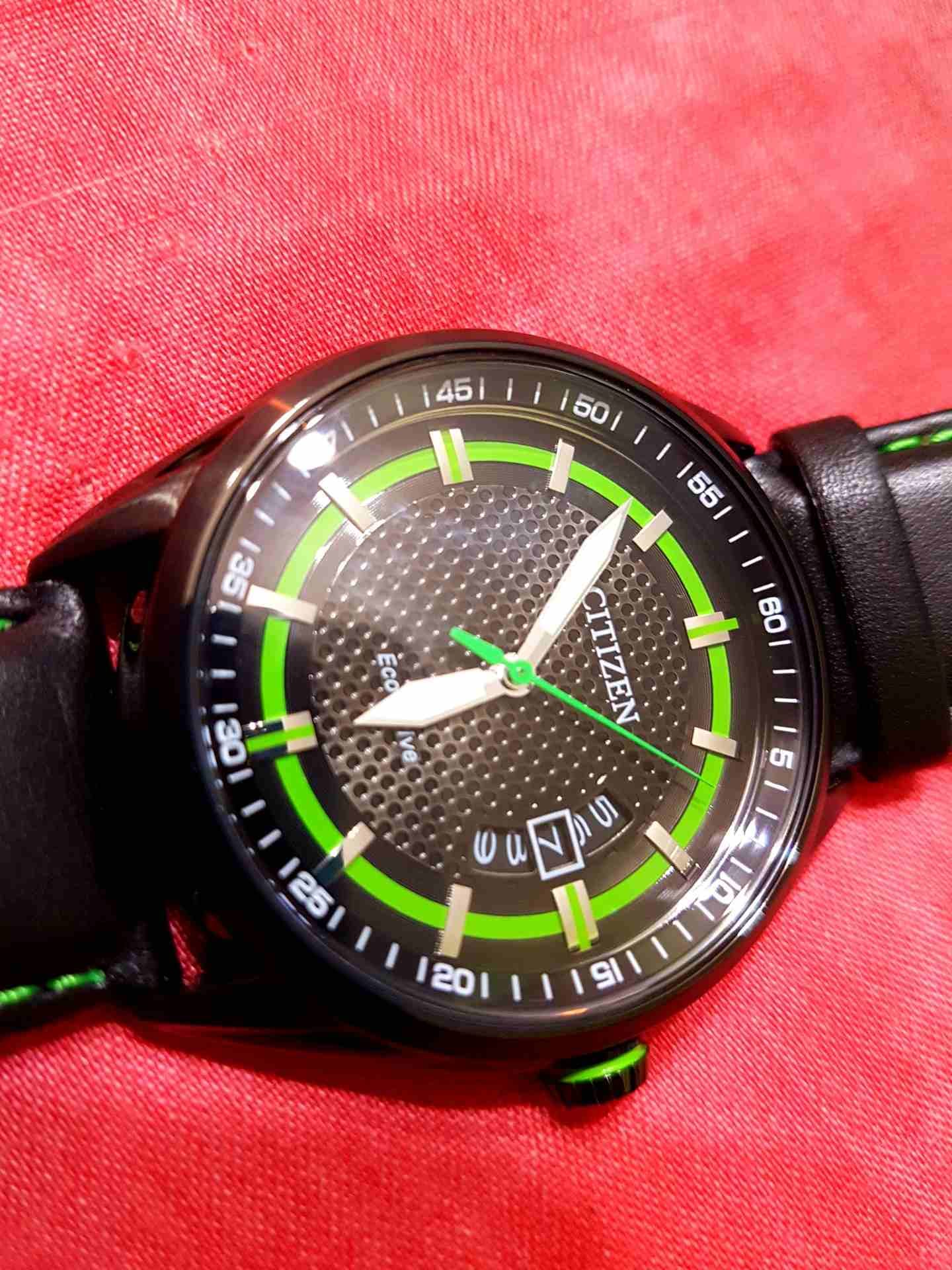 ساعة سيتيزن رجالي جديدة اصلية NEW CITIZEN Eco-Drive MEN WATCH
لا تنسَ أنك شاهدت هذا الإعلان في عنكبوت...