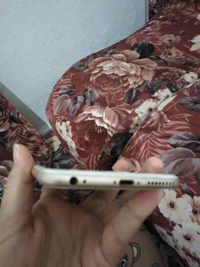 iphone 6 plus 16GB
لا تنسَ أنك شاهدت هذا الإعلان في عنكبوت
ايفون سكس بلس
لون جولد معه الشاحن والس...