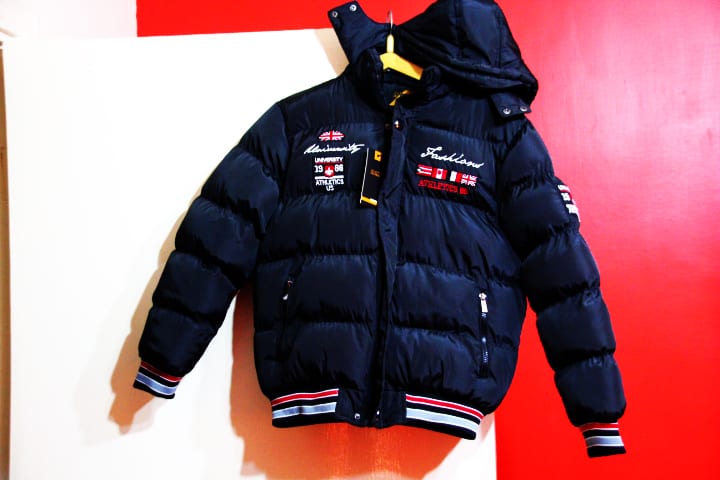 جاكيت اطفال شتوي مبطن بطاقية جديد للبيع KIDS WINTER JACKET with cap NEW FOR
لا تنسَ أنك شاهدت هذا الإعلان في عنكبوت...