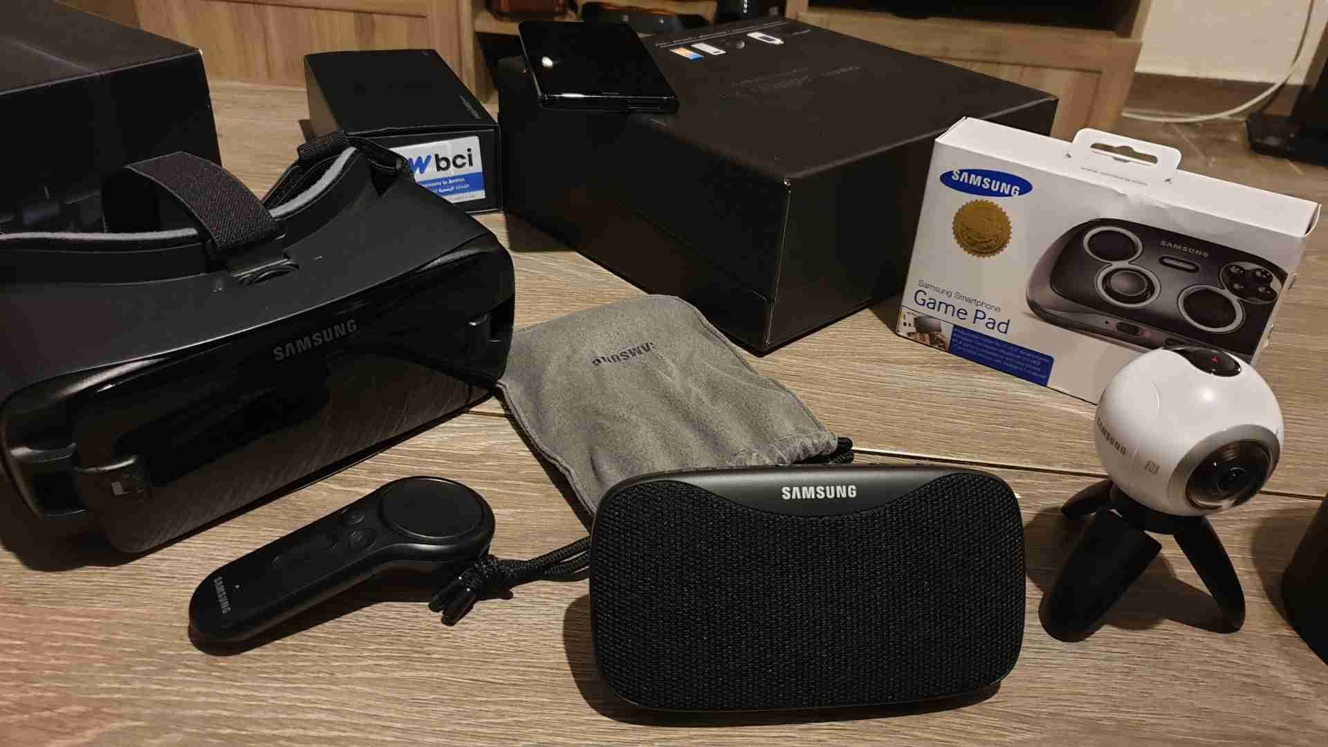 Note 8 بكج مو طبيعي
لا تنسَ أنك شاهدت هذا الإعلان في عنكبوت
Samsung Vr Remote
Samsung Game...