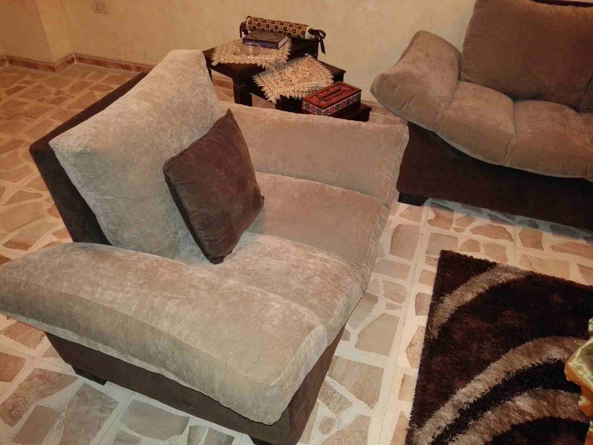 كنب نظام امريكي للبيع
لا تنسَ أنك شاهدت هذا الإعلان في عنكبوت
طقم كنت نظام امريكي لون بني و بيج س...