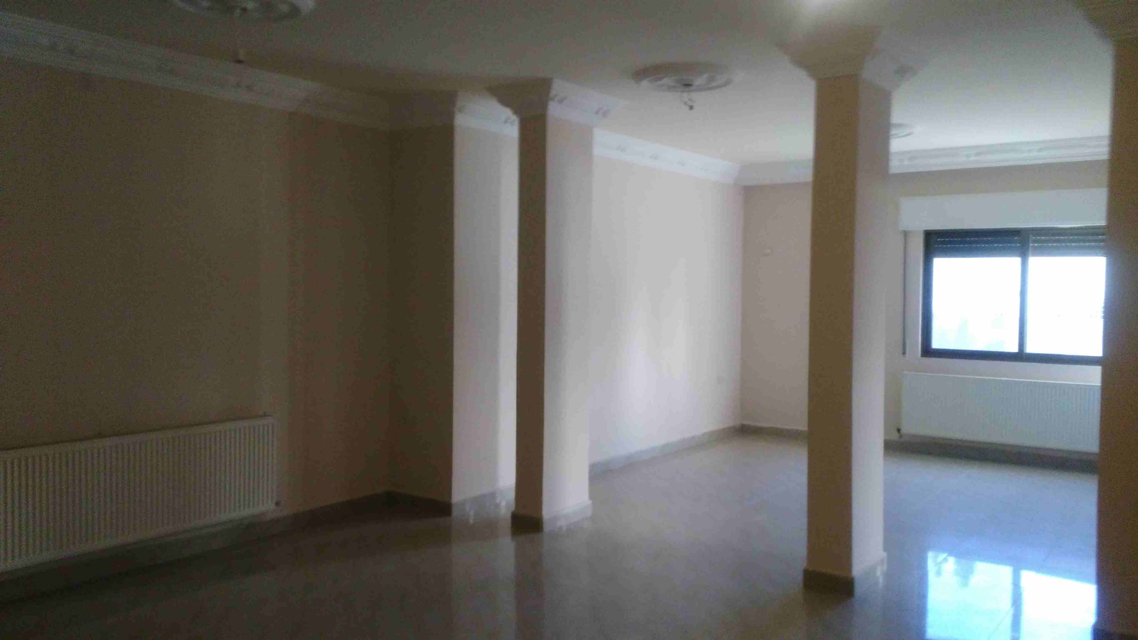 شقة 210 م طابق أول في خلدا first floor apartment, 210 sm, in Khalda
لا تنسَ أنك شاهدت هذا الإعلان في عنكبوت...
