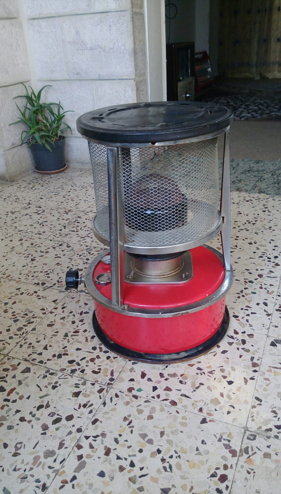 صوبات للبيع عدد 2
لا تنسَ أنك شاهدت هذا الإعلان في عنكبوت
صوبه فوجيكا وصوبه رومو...