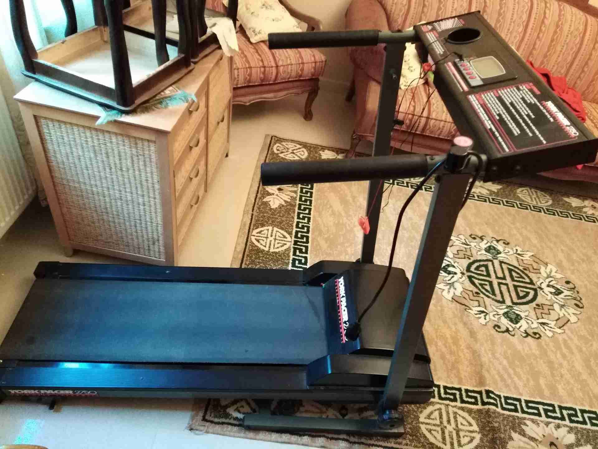 tridmil for sale
لا تنسَ أنك شاهدت هذا الإعلان في عنكبوت
جهاز للركض للبيع بحاله جيده شغال...