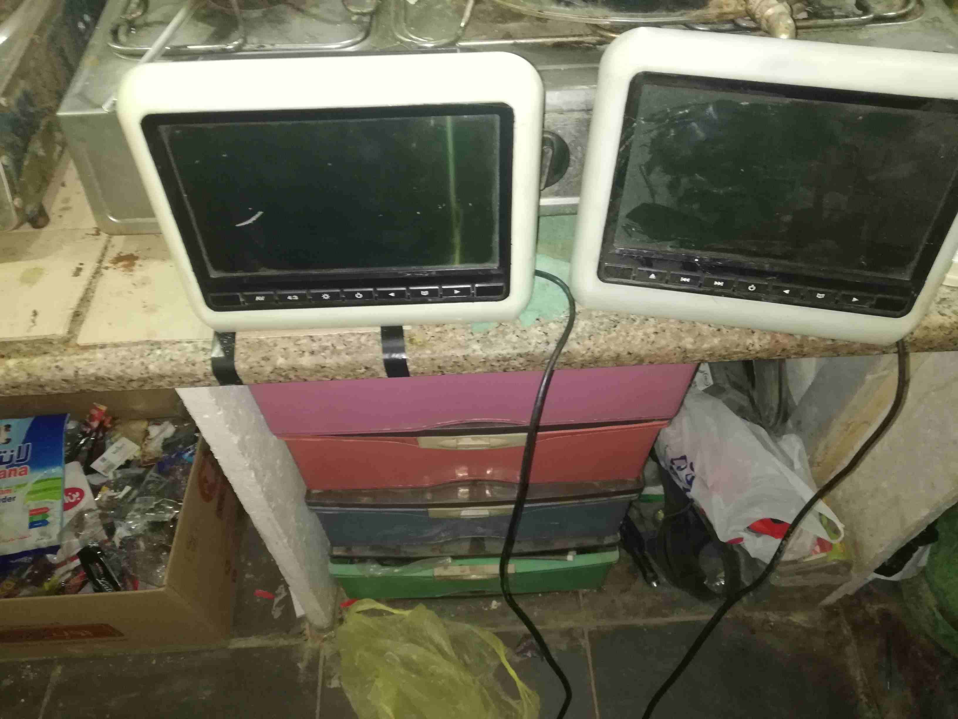 شاشات سياره رواسي مع جدله وريموت بحاله الوكاله للبيع بسعر مغري 0789496246
لا تنسَ أنك شاهدت هذا الإعلان في عنكبوت...