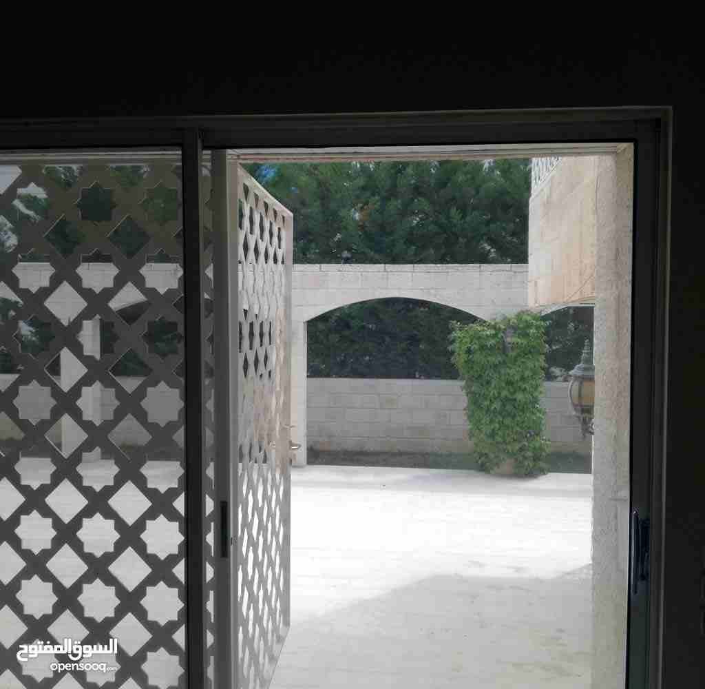 عبدون فيلا مستقله خلف الارثدوكسي
لا تنسَ أنك شاهدت هذا الإعلان في عنكبوت
يمكنكم مشاهدة المزيد من...