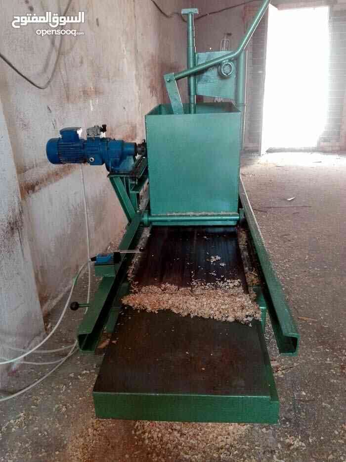 جروشات خشاب
لا تنسَ أنك شاهدت هذا الإعلان في عنكبوت
جاروشات خشاب...
