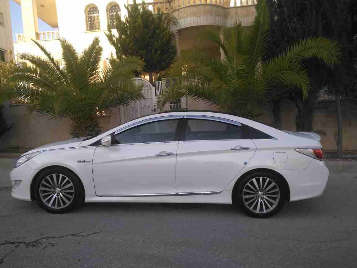 هونداي سوناتا هايبرد موديل 2012 بانوراما
لا تنسَ أنك شاهدت هذا الإعلان في عنكبوت
سوناتا رويال 201...