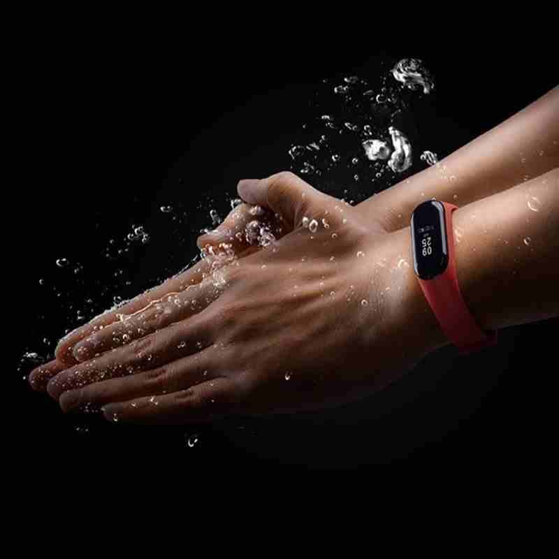 xiaomi mi band 3 السوار الذكي
لا تنسَ أنك شاهدت هذا الإعلان في عنكبوت
الساعة الرياضية الأولى mi b...