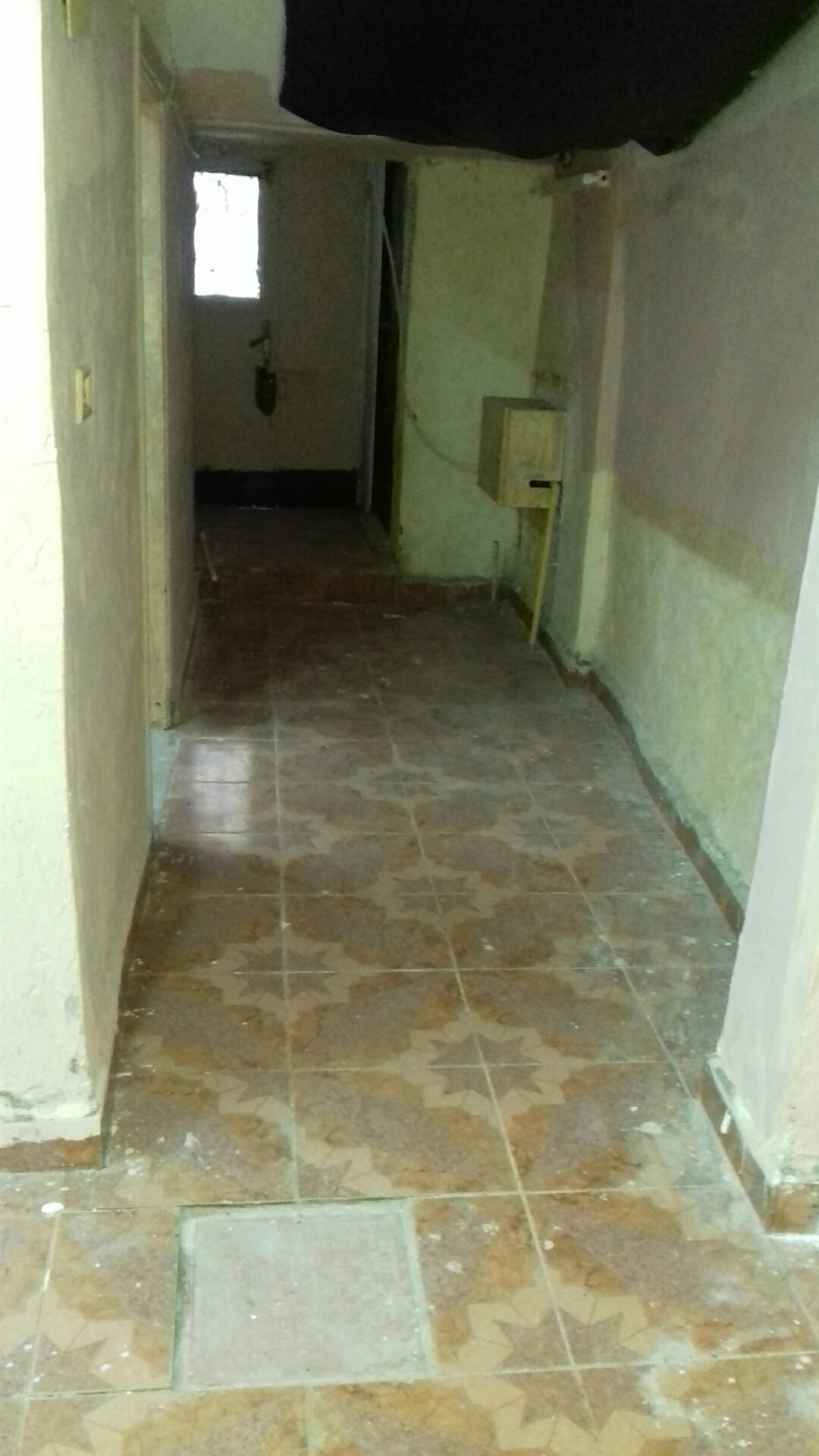 عماره ثلاث شقق ودكان صغير للإيجار بمخيم الحسين/0791850997/
لا تنسَ أنك شاهدت هذا الإعلان في عنكبوت...