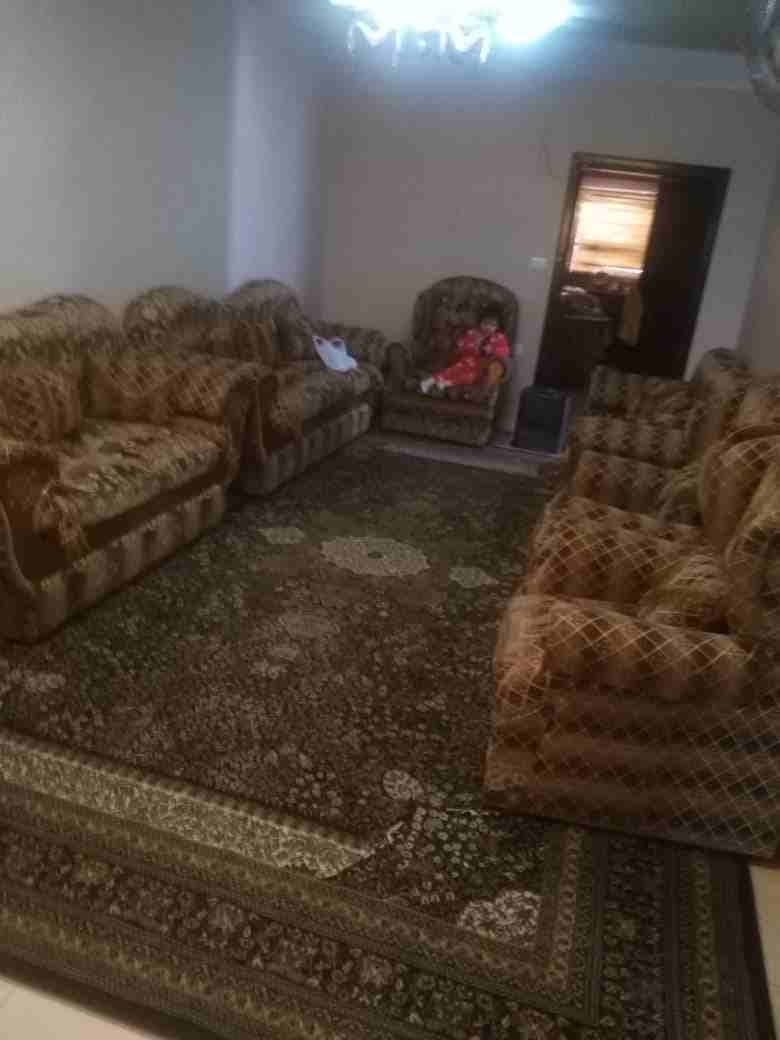 طقم كنب 10 مقاعد بحالة ممتازه نضيف
لا تنسَ أنك شاهدت هذا الإعلان في عنكبوت
طقم كنب بسعر 100 دينار...