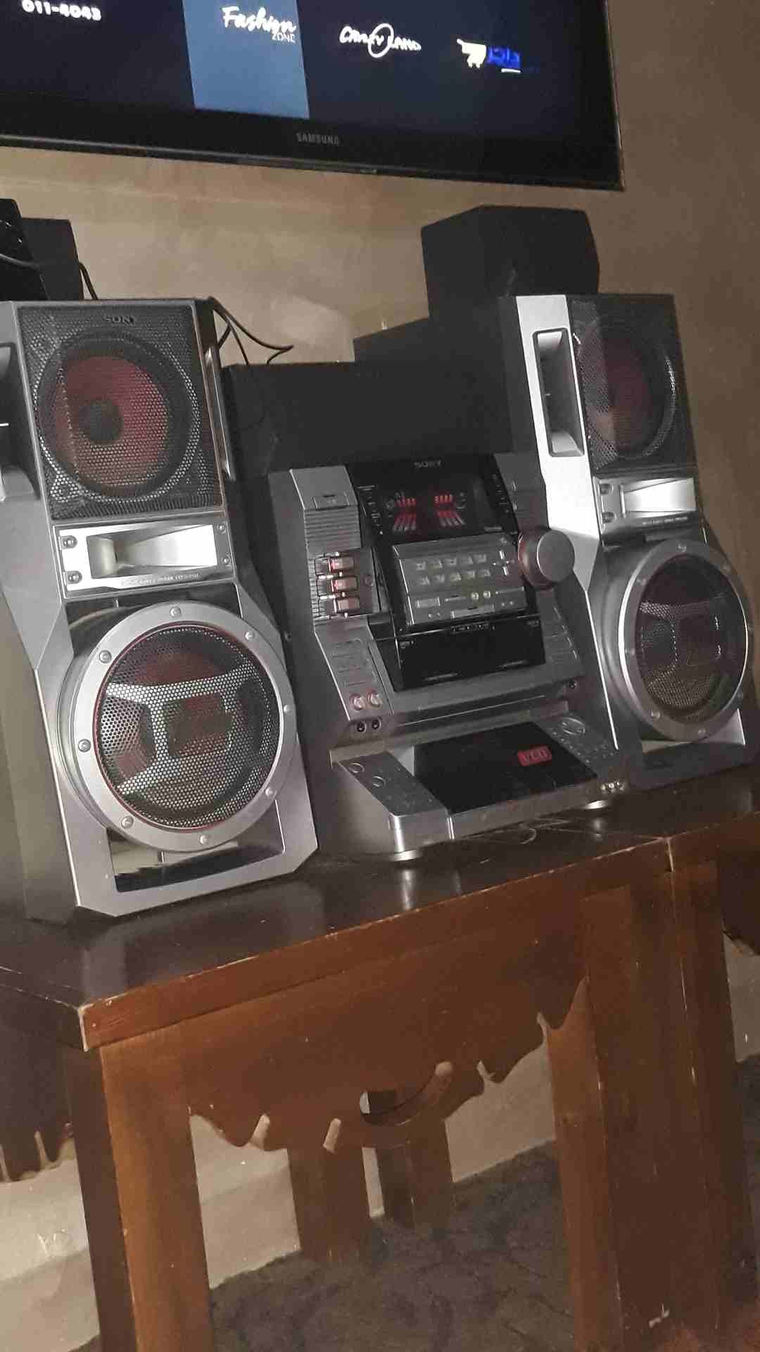 DJ SONY ضخم STEREO aiwa بسعر مغري
لا تنسَ أنك شاهدت هذا الإعلان في عنكبوت
DJ SONY STEREO ai...
