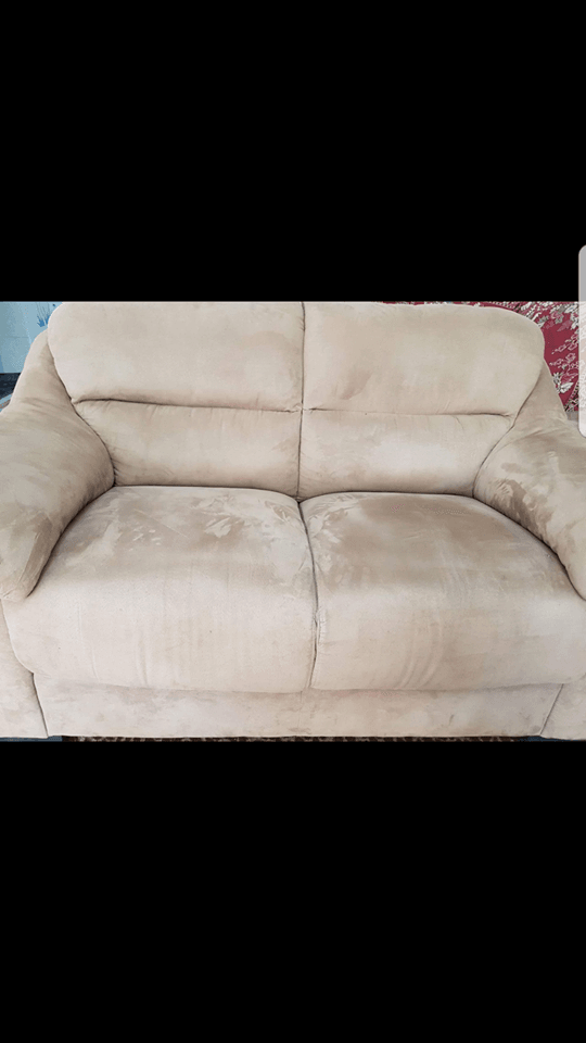 كنب و بوفيه
لا تنسَ أنك شاهدت هذا الإعلان في عنكبوت
كنب احمر 300
كنب طحيني 8مقاعد 250
بوفيه 200...