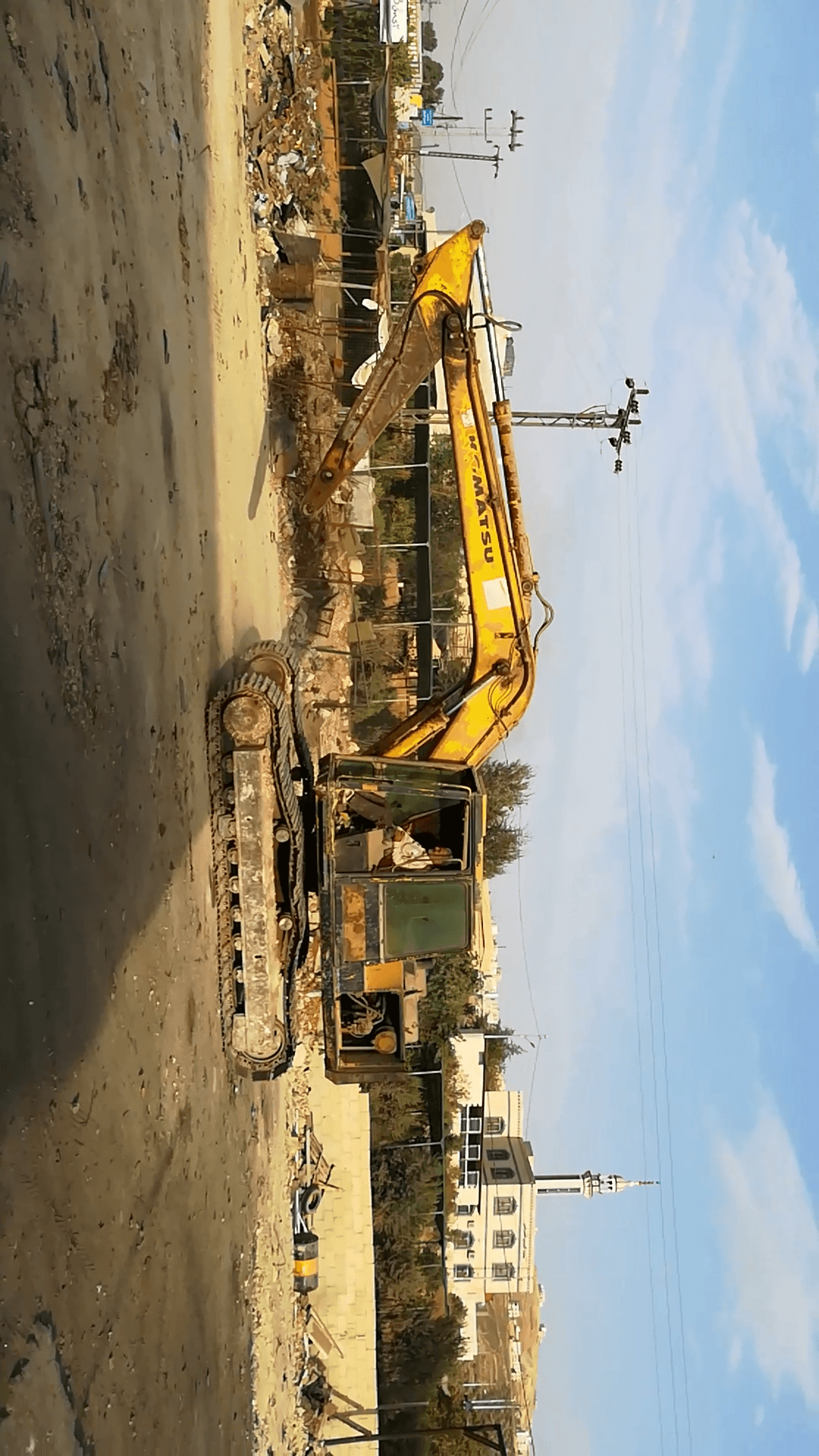 حفارات كوماتسو
لا تنسَ أنك شاهدت هذا الإعلان في عنكبوت
بدون جك...