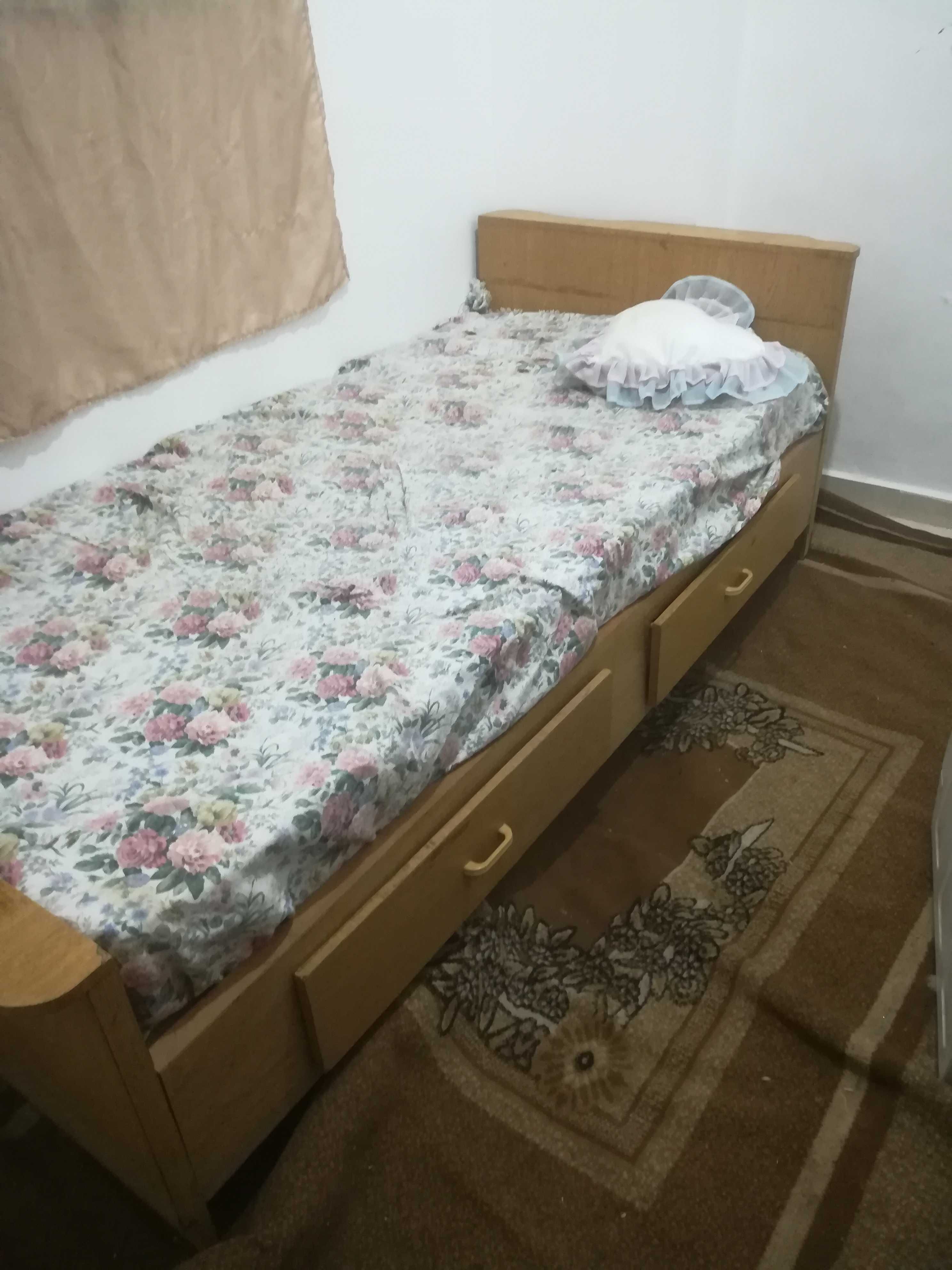 اثاث منزلي
لا تنسَ أنك شاهدت هذا الإعلان في عنكبوت
الكنب زان 265 دينار والتخت 60 دينار والمو...