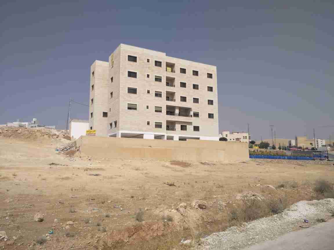 شقة رائعة جدا للبيع بالأقساط بشفا بدران مساحة 152م طابق تاني
لا تنسَ أنك شاهدت هذا الإعلان في عنكبوت...