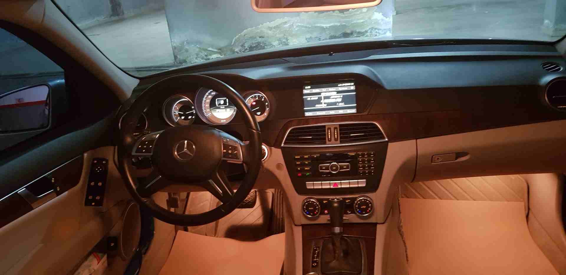 مرسيدس C Class
لا تنسَ أنك شاهدت هذا الإعلان في عنكبوت
فحص كامل
كراسي جلد و كهرباء
عداد 53000 كم...