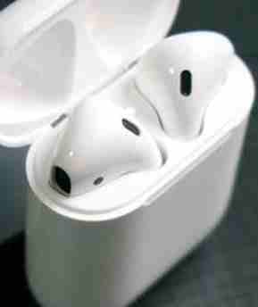 Apple Airpods
لا تنسَ أنك شاهدت هذا الإعلان في عنكبوت
سماعات ابل
دون سلك
استخدام بسيط جداً
يشبك...