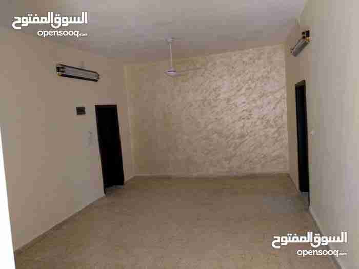 أدهن بيتك بأجمل الديكورات وبأقل الاسعار وعزل رطوبه
لا تنسَ أنك شاهدت هذا الإعلان في عنكبوت
أ...